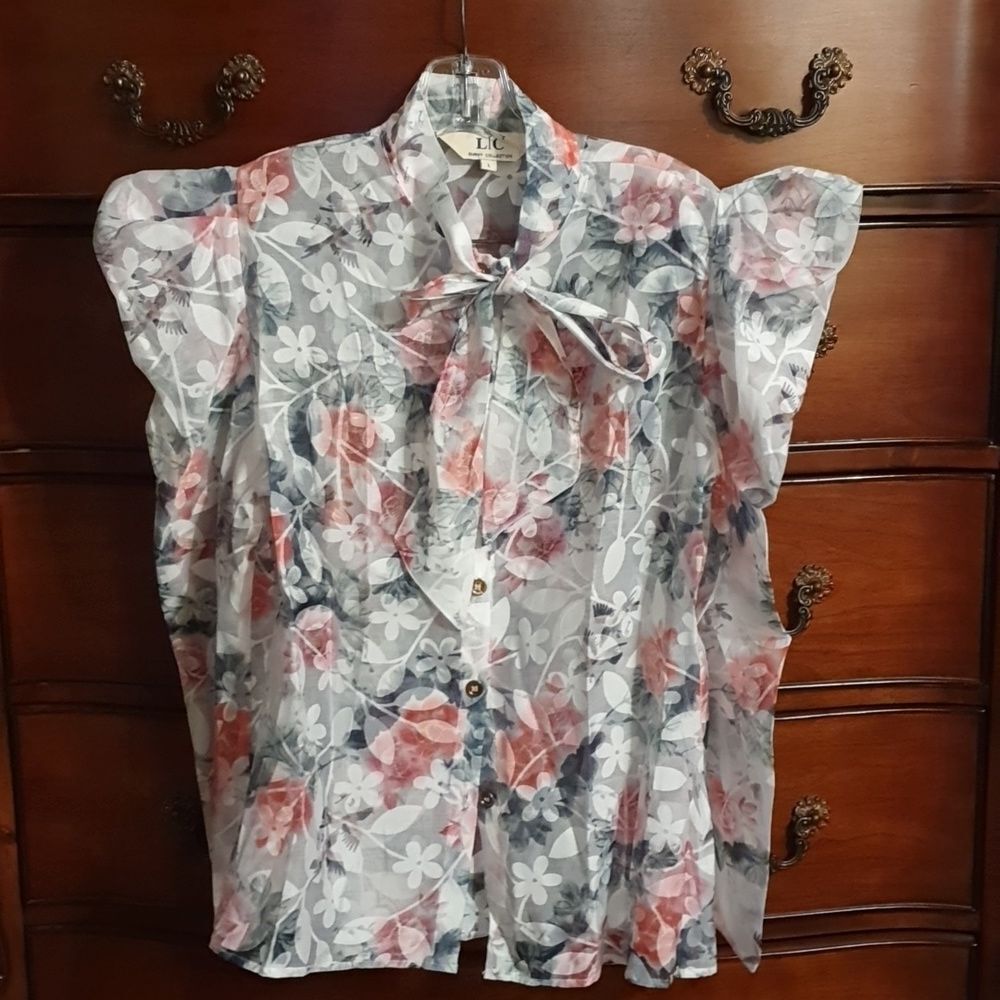 Ladies Sheer Floral Dramatic Shoulder Top sz L